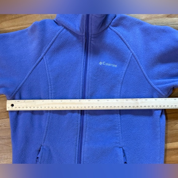 Columbia, Fleece Semi Fitted Jacket with Zip Pockets, High Neck, Purple, Size S - Picture 10 of 11